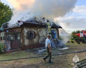 Дом площадью 150 квадратных метров выгорел в хуторе Лучновском