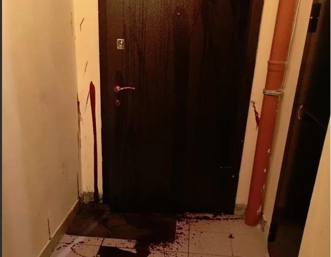Пенсионер из Волгограда напал с ножом на сестру, заподозрив ее в краже билетов