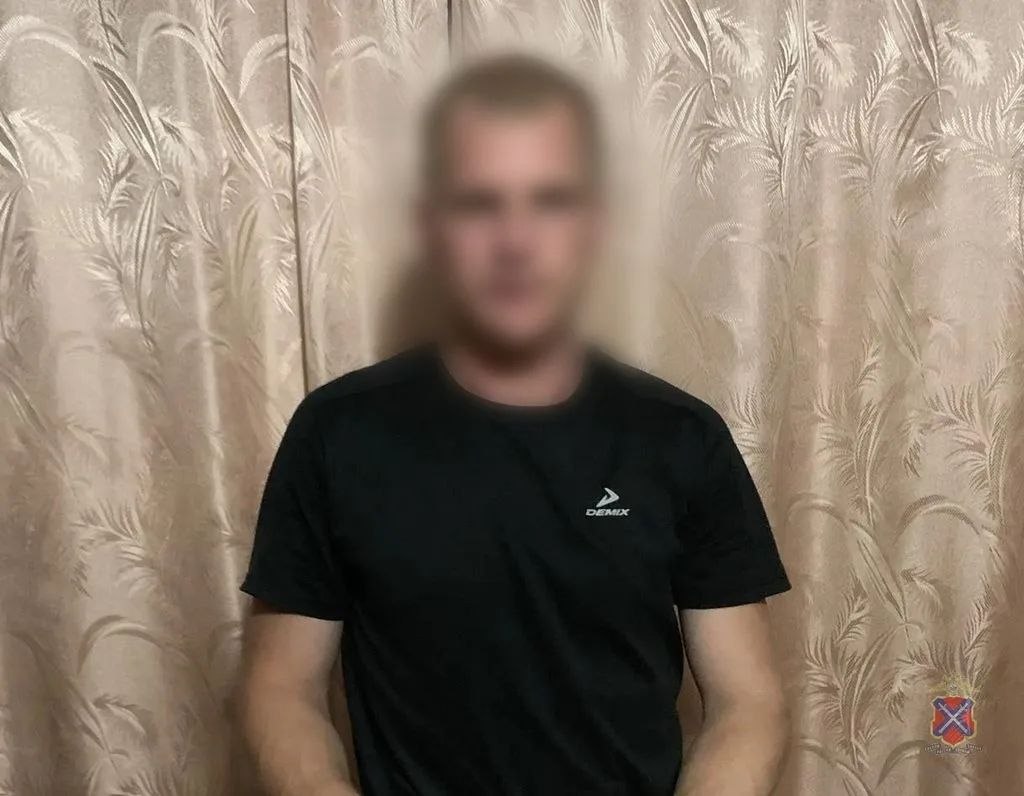В Камышинском районе задержали мужчин, похитивших со счета знакомого более 1,5 млн рублей