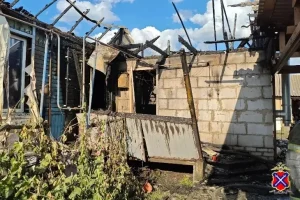 После ссоры с женой мужчина поджег дом в хуторе Попов