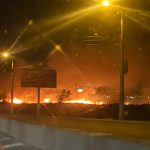 В Красноармейском районе Волгограда из-за пожара под угрозой оказались животные и птицы