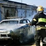 Автомобиль загорелся в гаражном кооперативе в Краснооктябрьском районе Волгограда