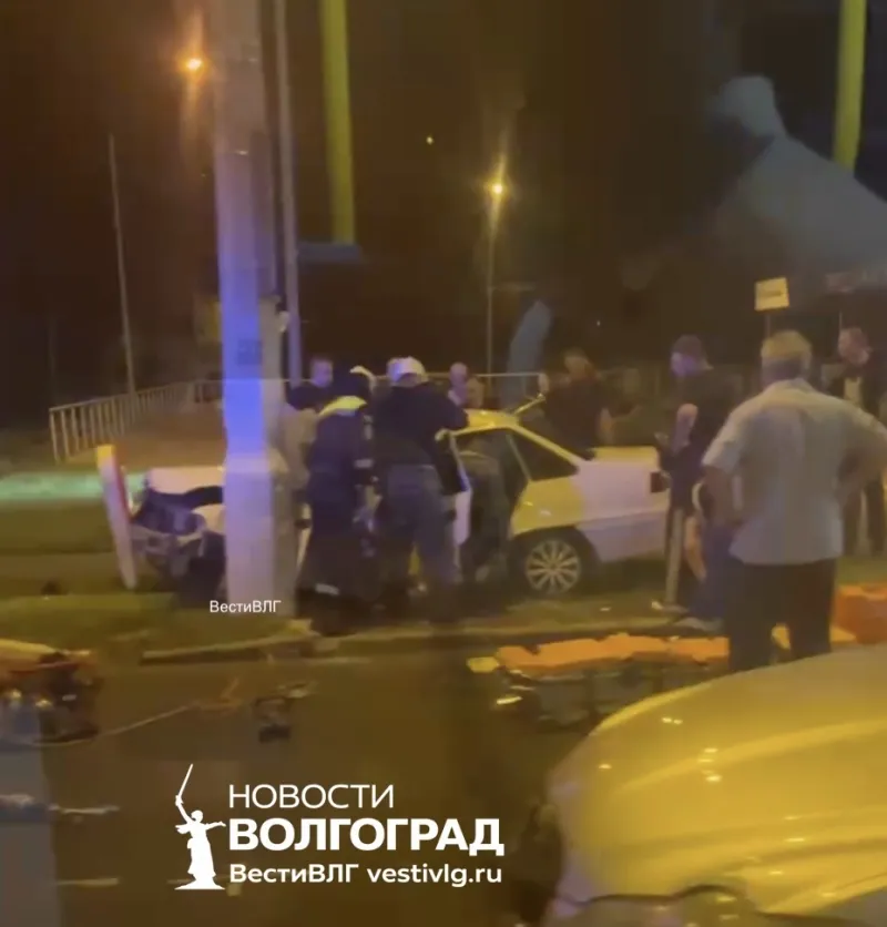 ДТП у остановки «Автоцентр» произошло в Тракторозаводском районе Волгограда