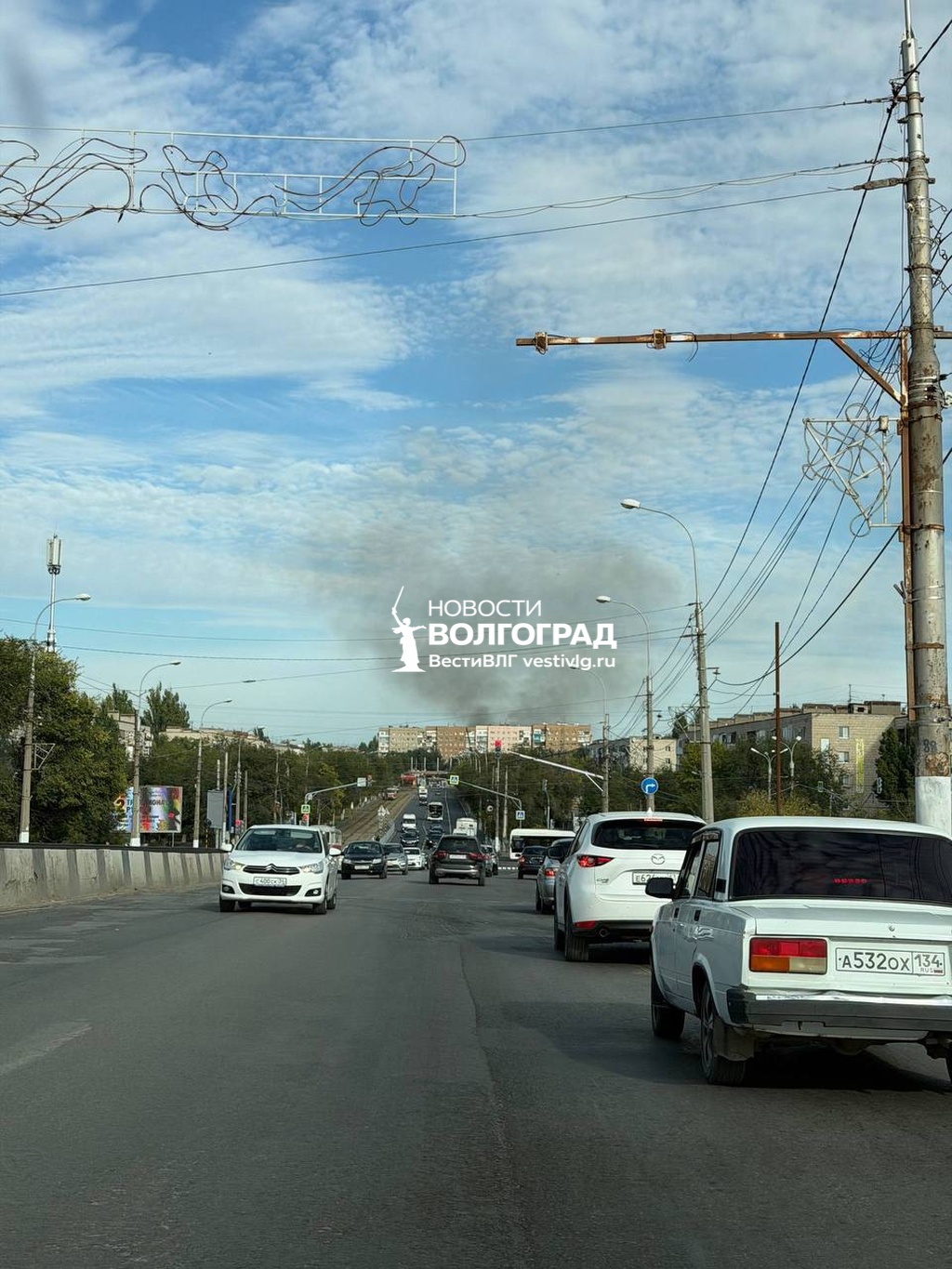 Сильный дым заметили в заканальной части Красноармейского района Волгограда
