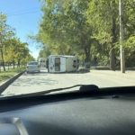 Скорая помощь перевернулась после столкновения с КамАЗом в Красноармейском районе