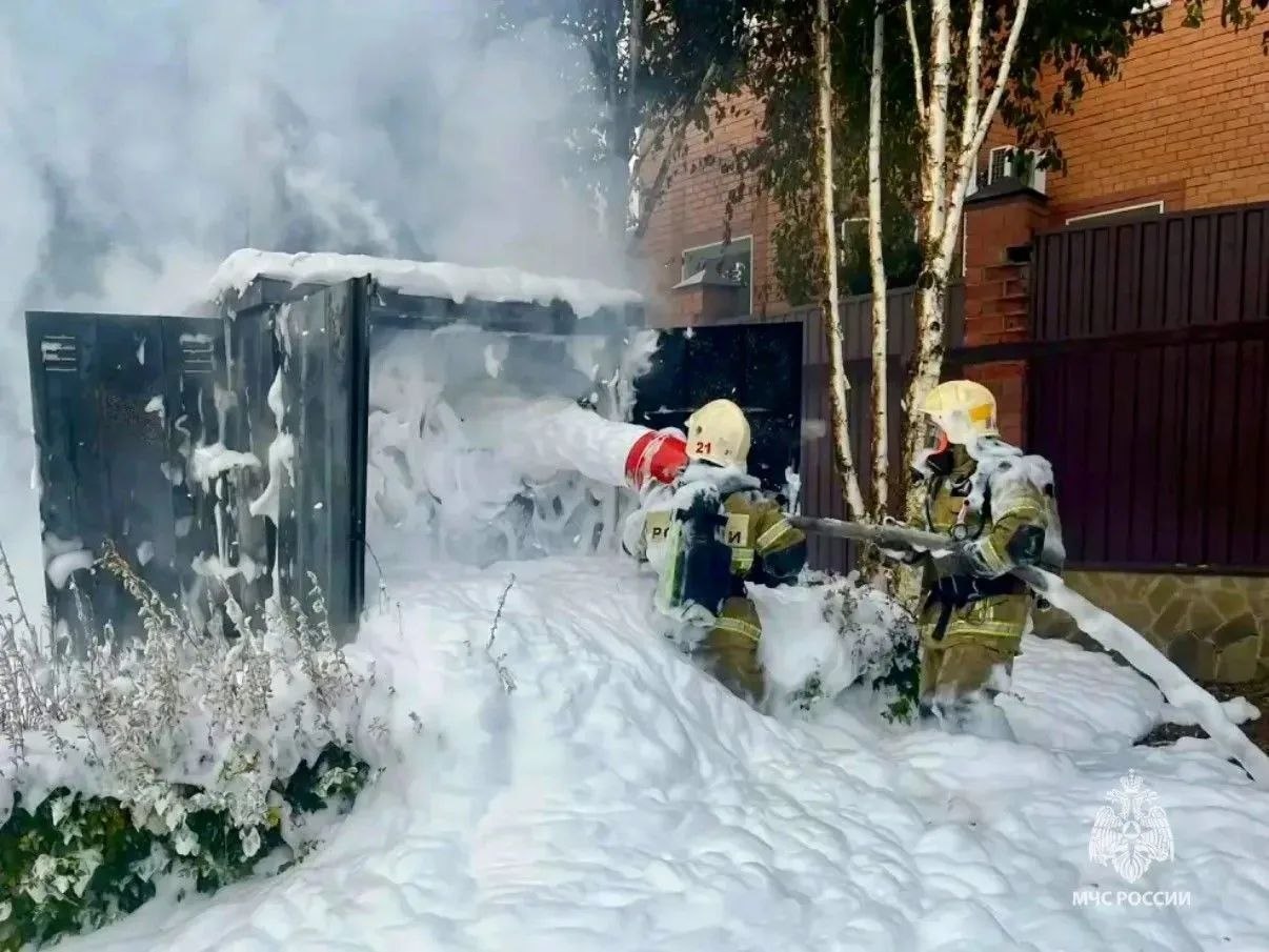 в Волгограде сгорела подстанция