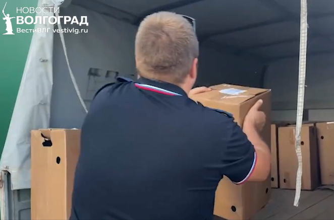В Волжском из торгового павильона изъяли более 400 литров пивных напитков