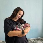 Волгоградские врачи спасли крошечную Милану: девочка родилась весом всего 990 граммов
