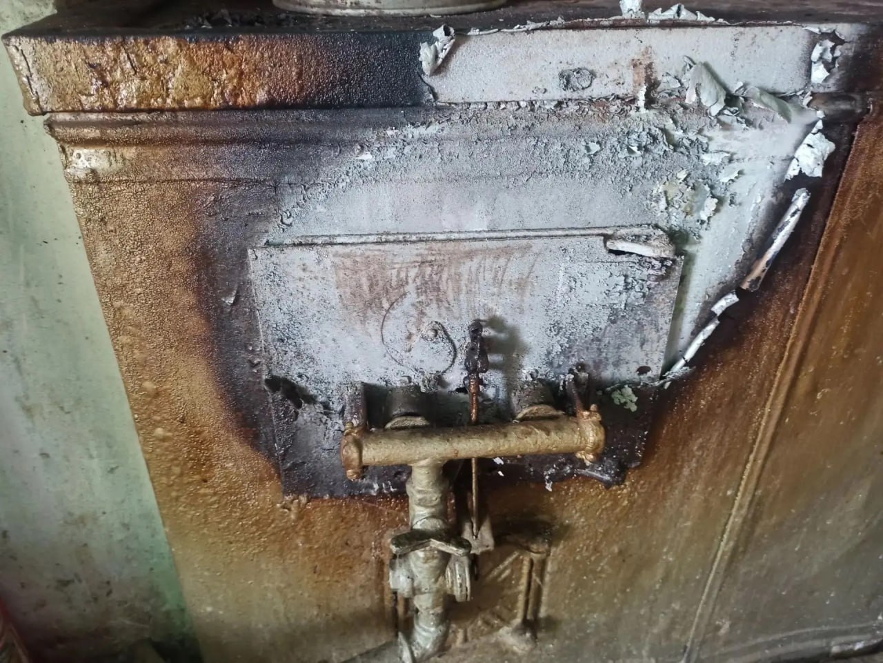 В Еланском районе супруги погибли от угарного газа